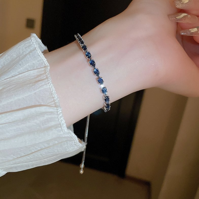 A charming blue bracelet